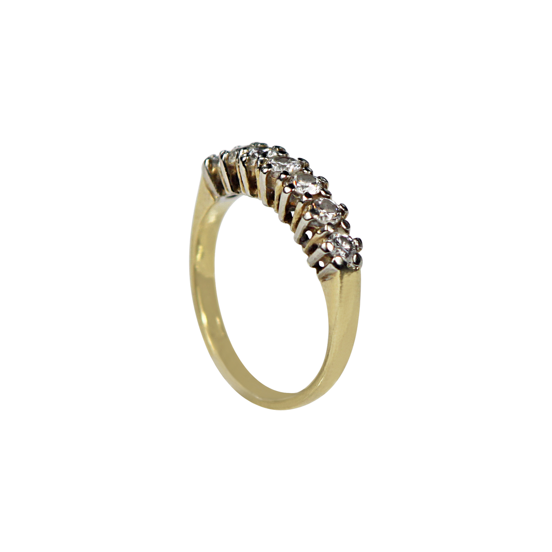 18kt Yellow Gold Eternity Ring with 7 Round Cut Diamonds